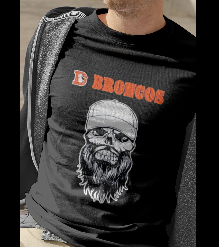 Broncos Bearded Skull With Cap Football Fan T-Shirt