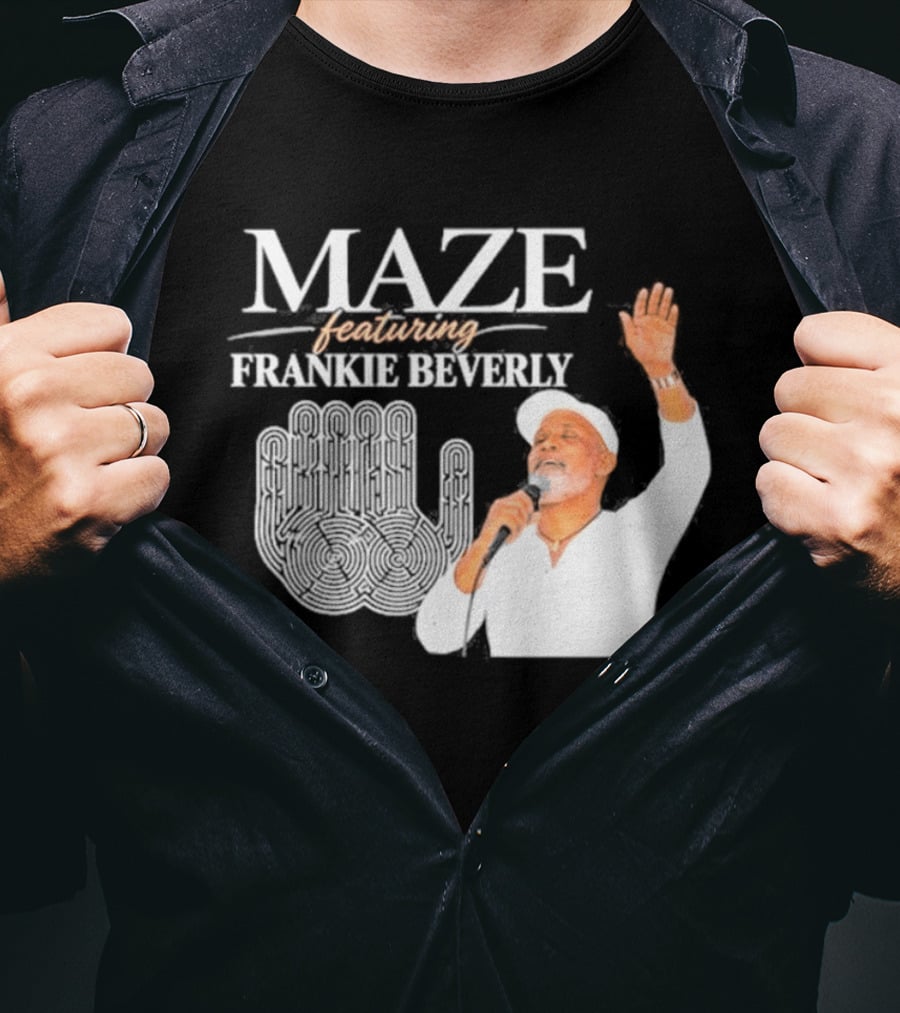 Maze Featuring Frankie Beverly White Outfit Microphone Performance Iconic Image T-Shirt