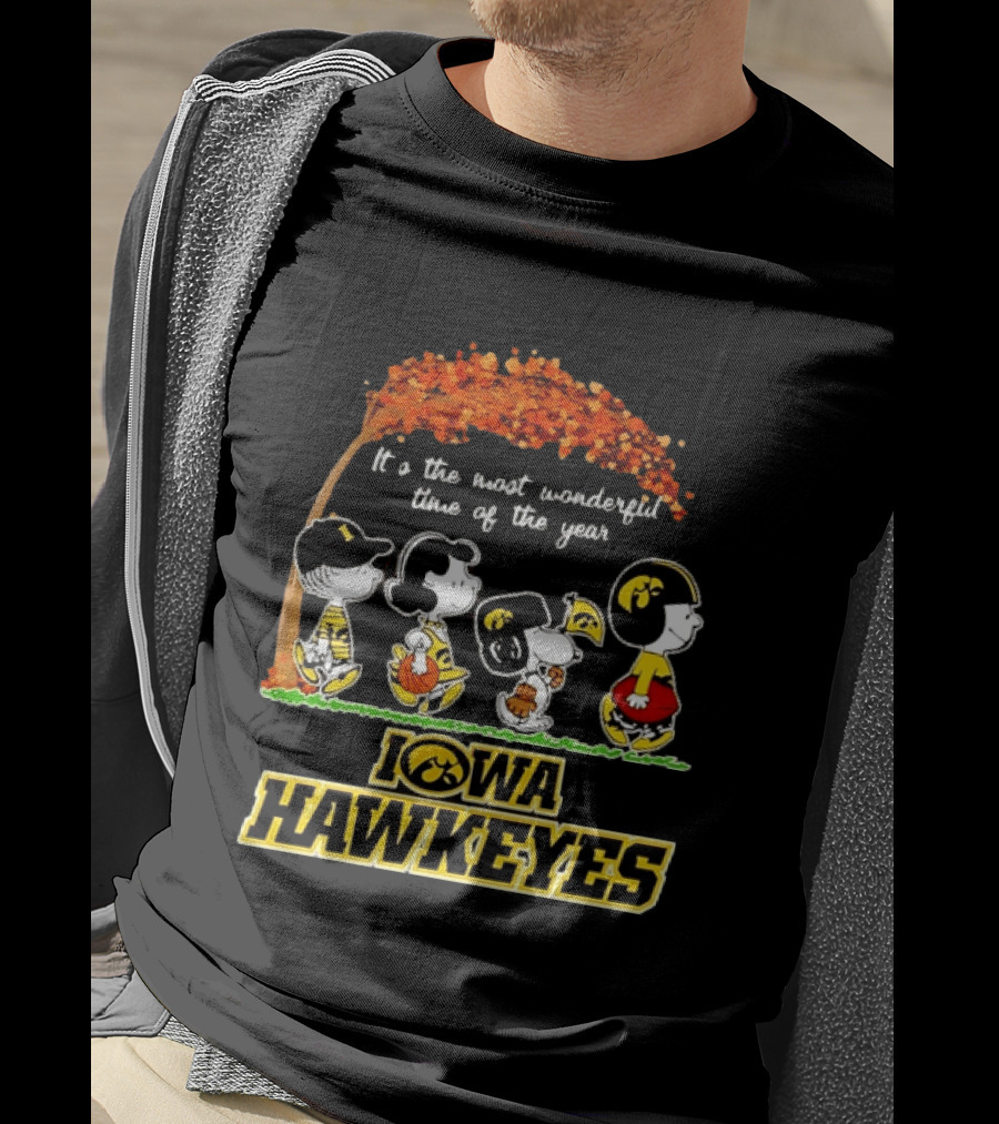 Iowa Hawkeyes Peanuts Characters It's The Most Wonderful Time Of The Year T-Shirt