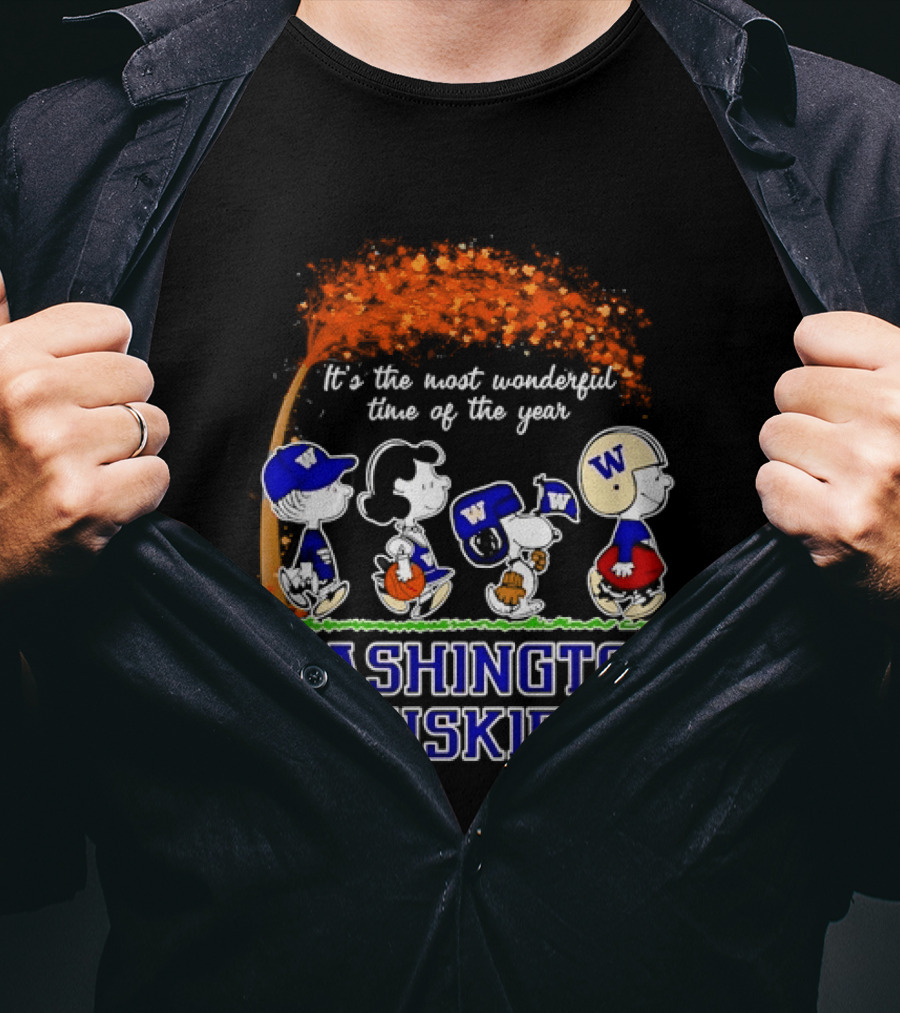 Washington Huskies Peanuts Characters It's The Most Wonderful Time Of The Year T-Shirt