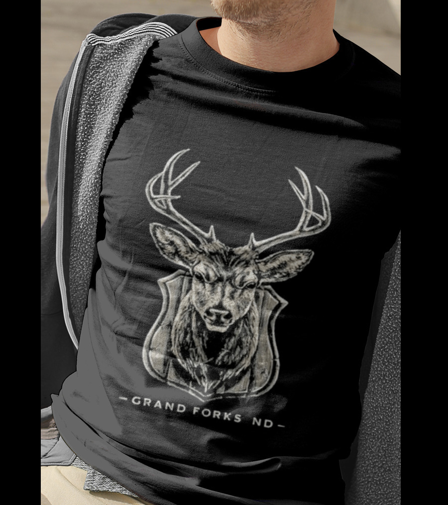 The Red Clay Strays 08 18 2026 Grand Forks ND Tour Deer T-Shirt