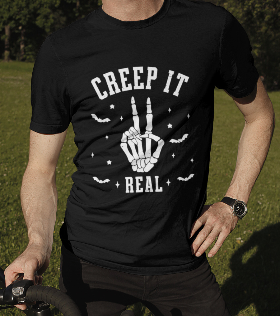 Creep It Real Skeleton Hand Peace Sign Halloween Bats Stars T-Shirt