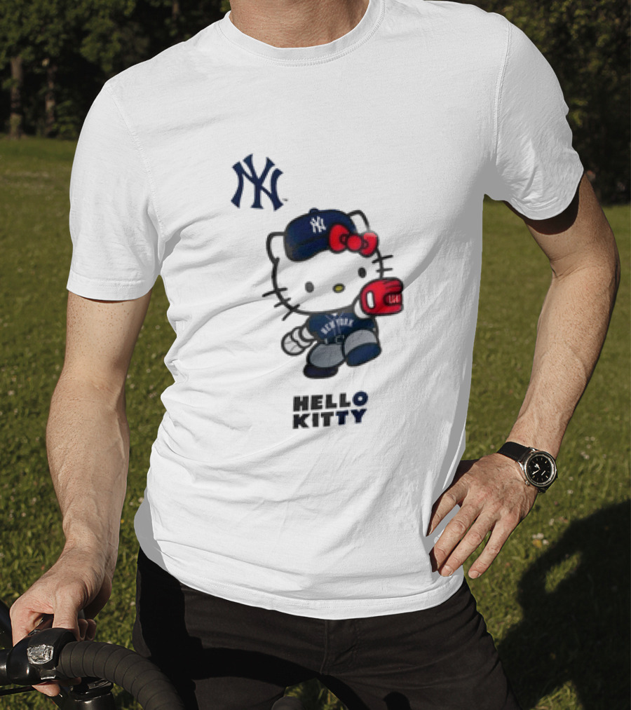 New York Yankees Hello Kitty Baseball Catcher Outfit T-Shirt