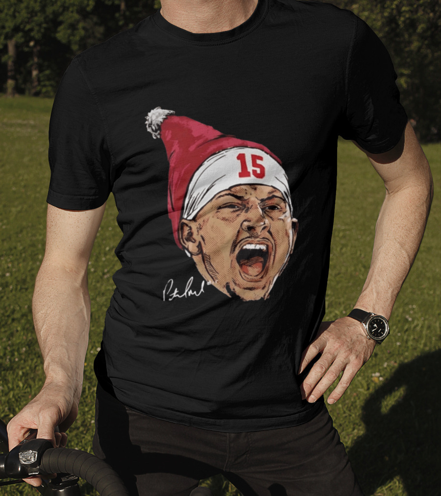 Pat Mahomes Screaming Face Red Santa Hat Number 15 Halftone Caricature T-Shirt