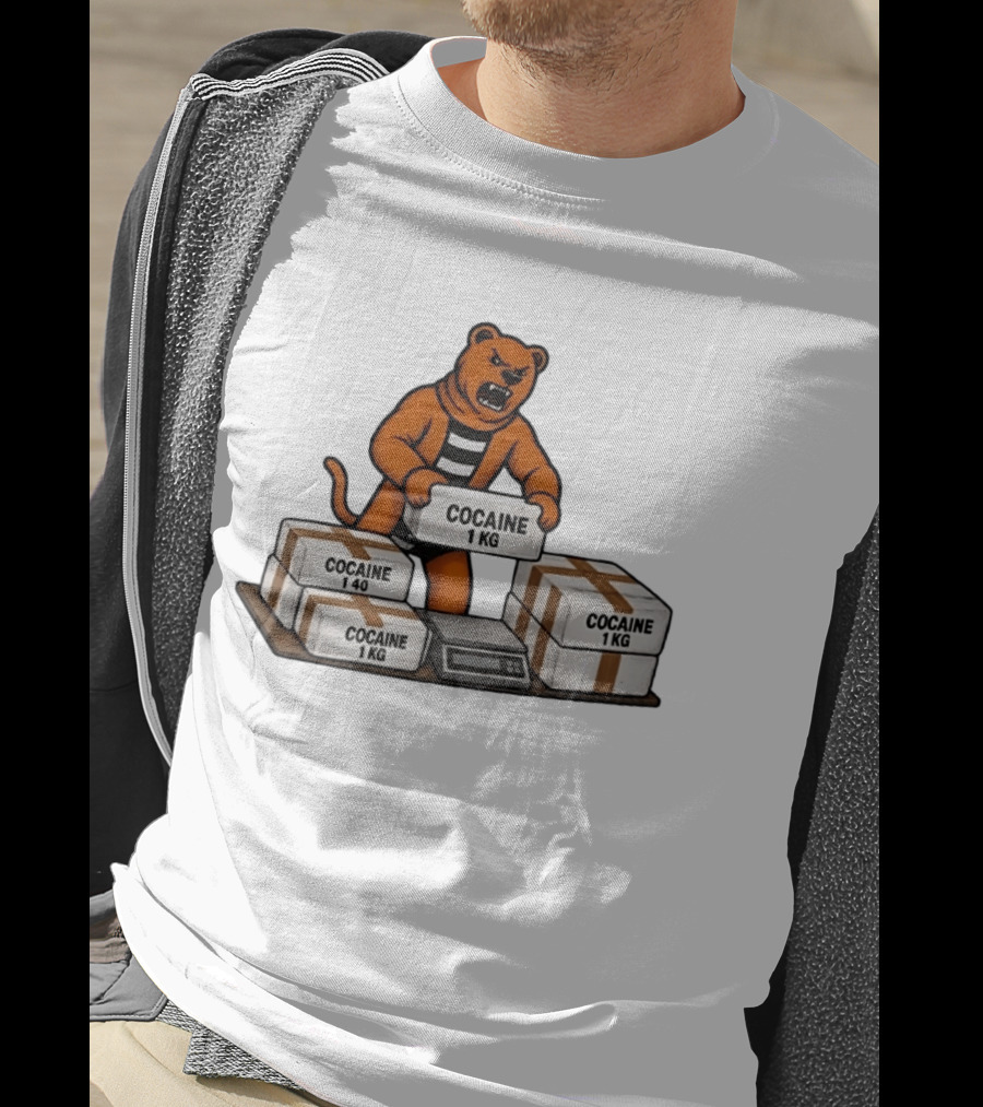 Angry Bear Holding Cocaine 1KG Bricks Meme T-Shirt