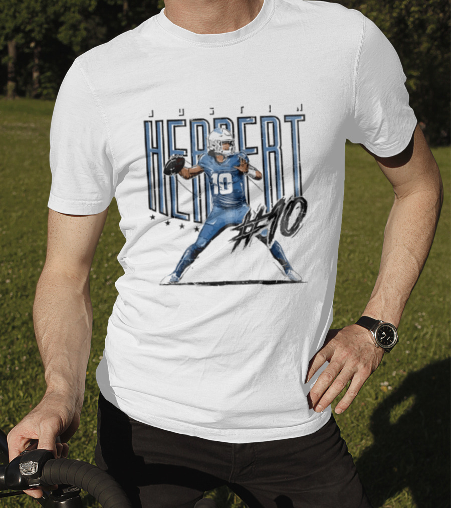 Justin Herbert 10 Quarterback Football Stars Distressed Sketch T-Shirt