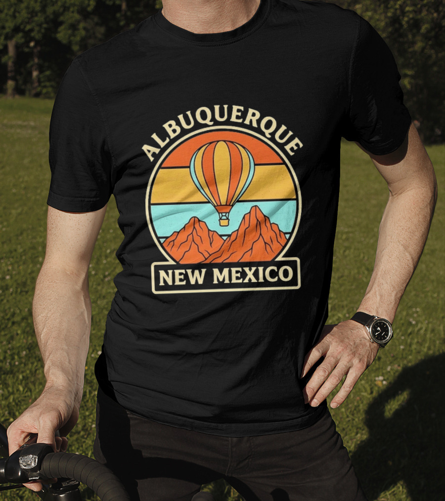 Albuquerque New Mexico Hot Air Balloon Over Mountains T-Shirt