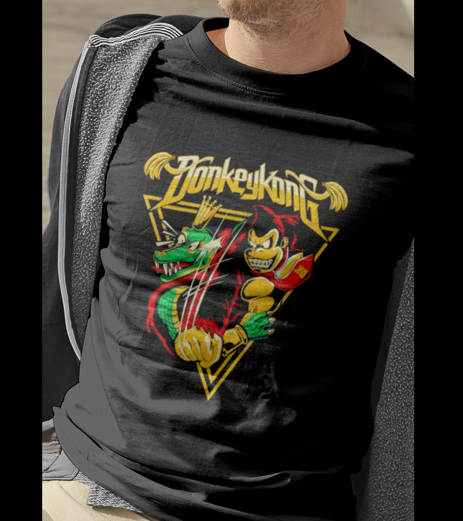 Donkey Kong Cartoon Retro Style Triangular Battle Scene T-Shirt