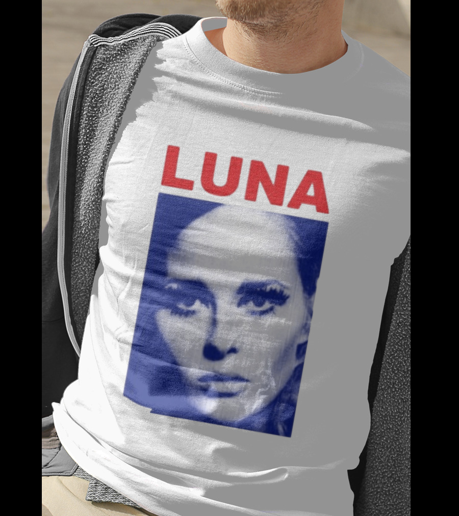 Luna Faye Retro Portrait Image T-Shirt