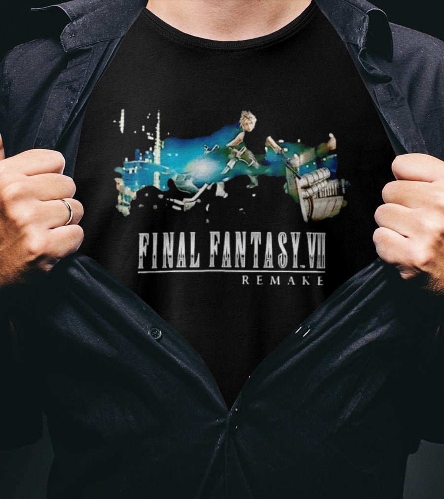 Cloud Strife Motorcycle Chase Final Fantasy VII Remake T-Shirt