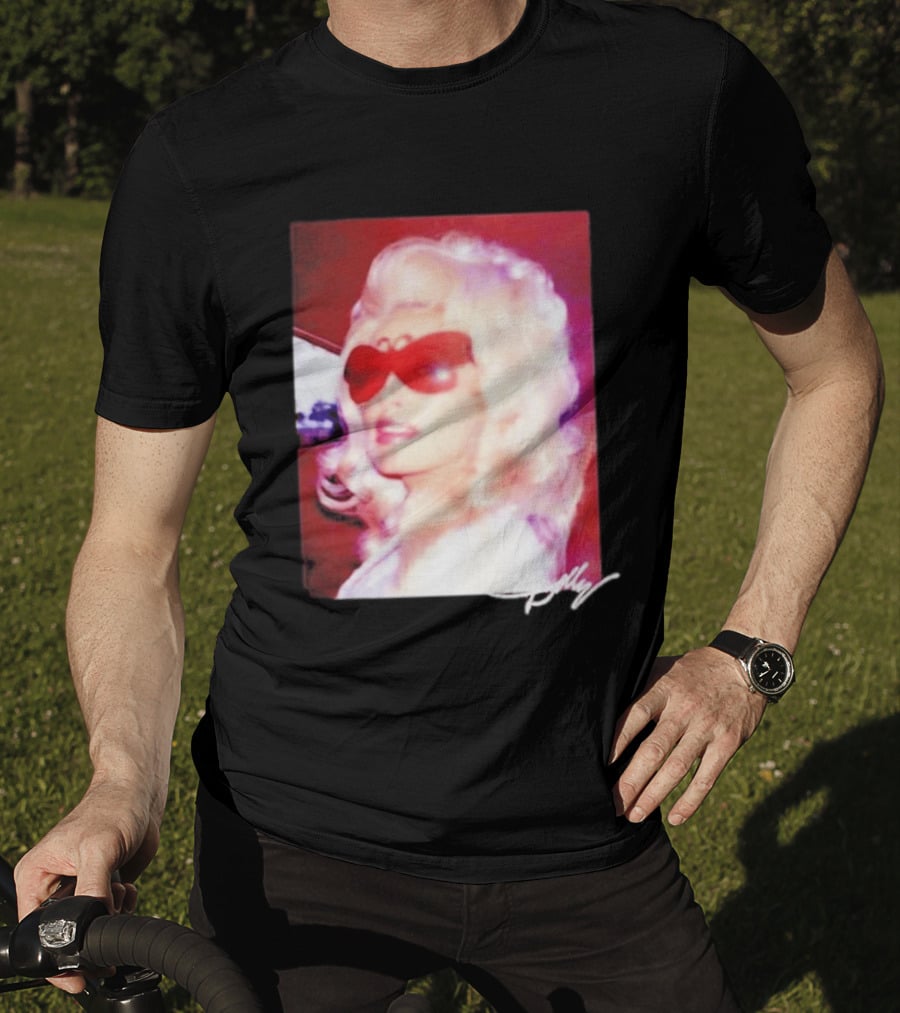 Dolly Parton Iconic Vintage Style With Red Sunglasses T-Shirt