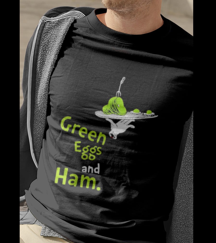 Dr Seuss Green Eggs And Ham Plate Illustration Classic Children's Book T-Shirt