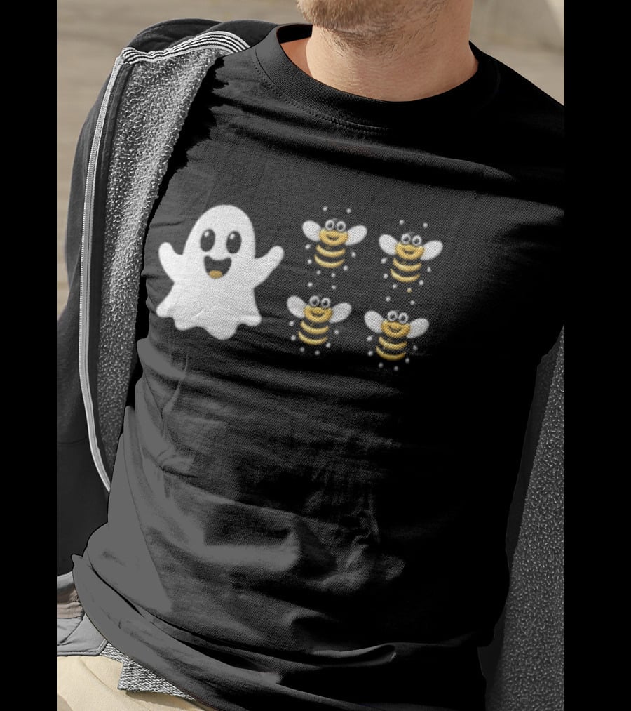Cartoon White Ghost And Waving Four Bumblebees Cute T-Shirt