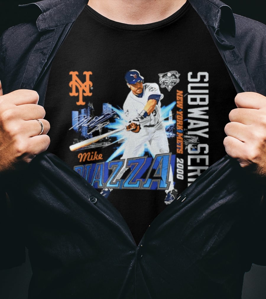 New York Mets Mike Piazza 2000 Subway Series Urban Baseball Action T-Shirt