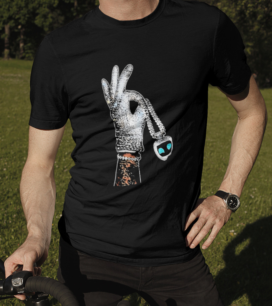 King Of Pop Sequin Glove Holding Alien Pendant T-Shirt