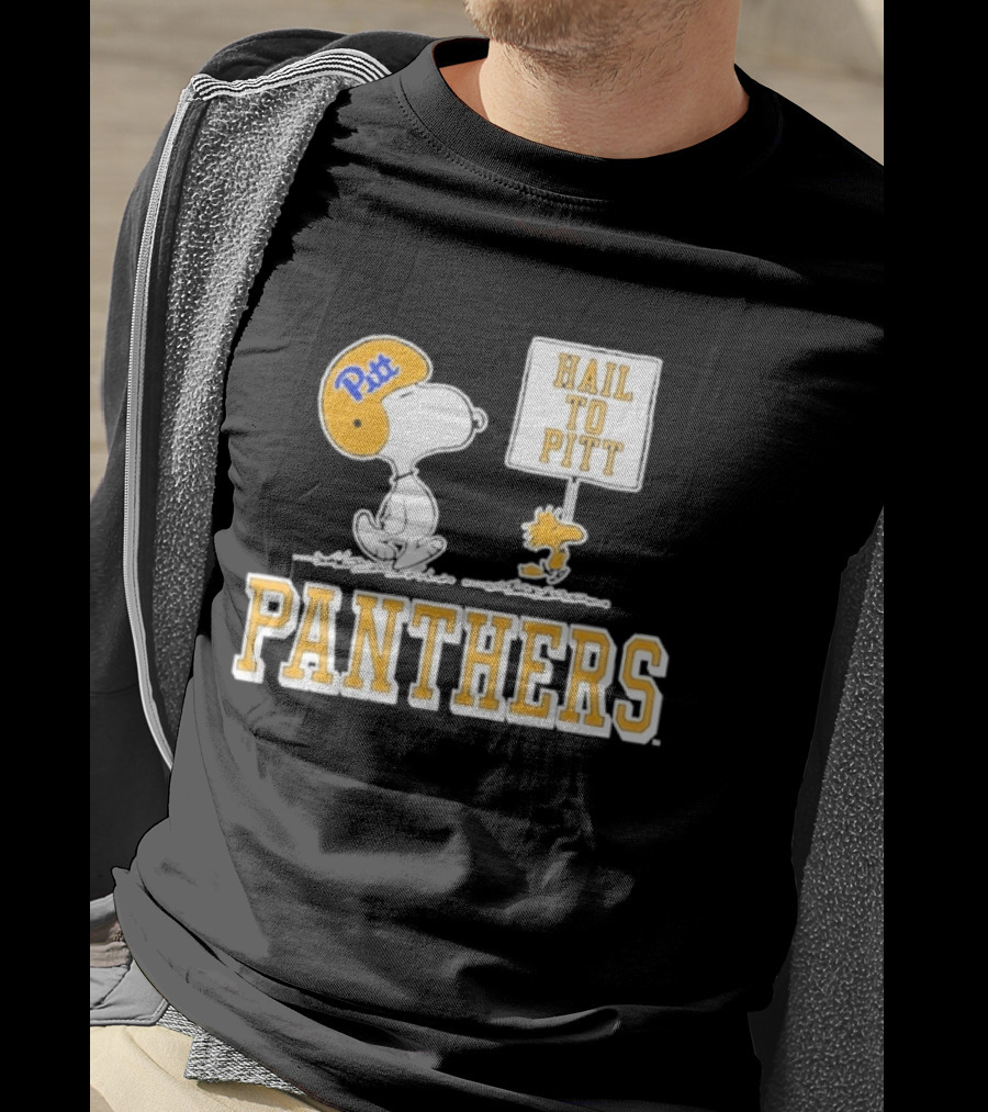 Snoopy Woodstock Hail To Pitt Panthers Peanuts Football Fan T-Shirt