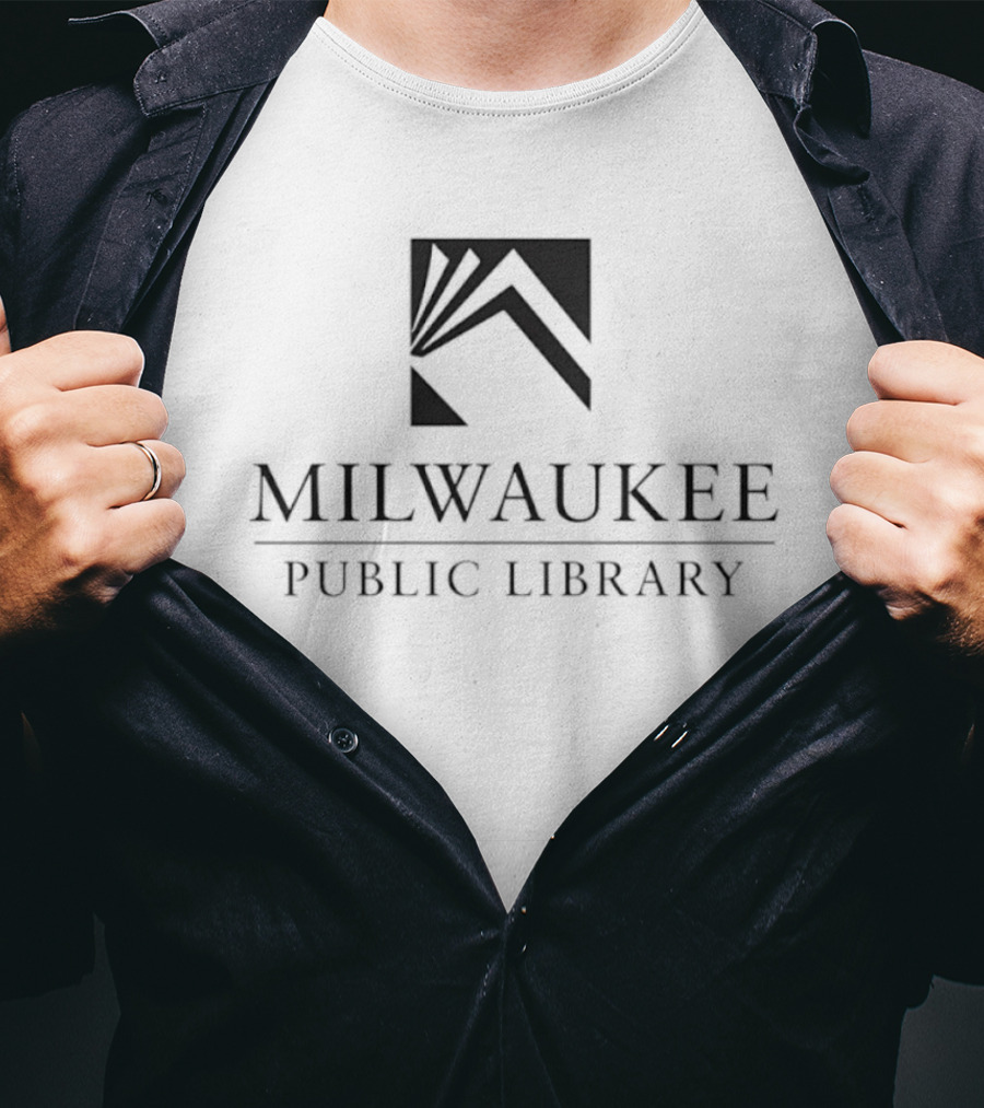 Milwaukee Public Library Wisconsin Book Stack T-Shirt