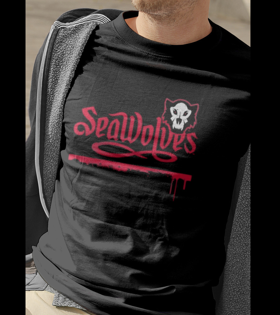SeaWolves Skull Distressed Hockey Team Fan T-Shirt