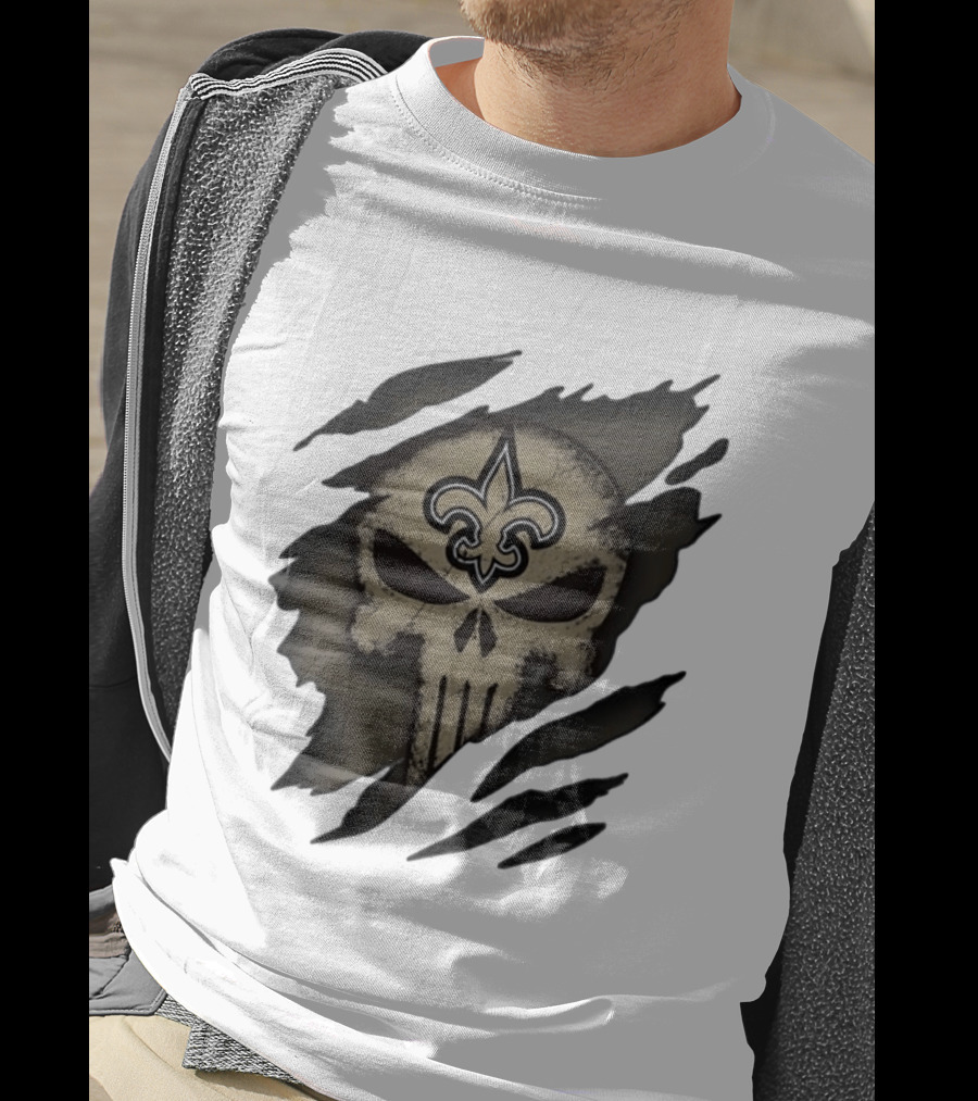 New Orleans Saints Punisher Skull Fleur De Lis Collaboration T-Shirt