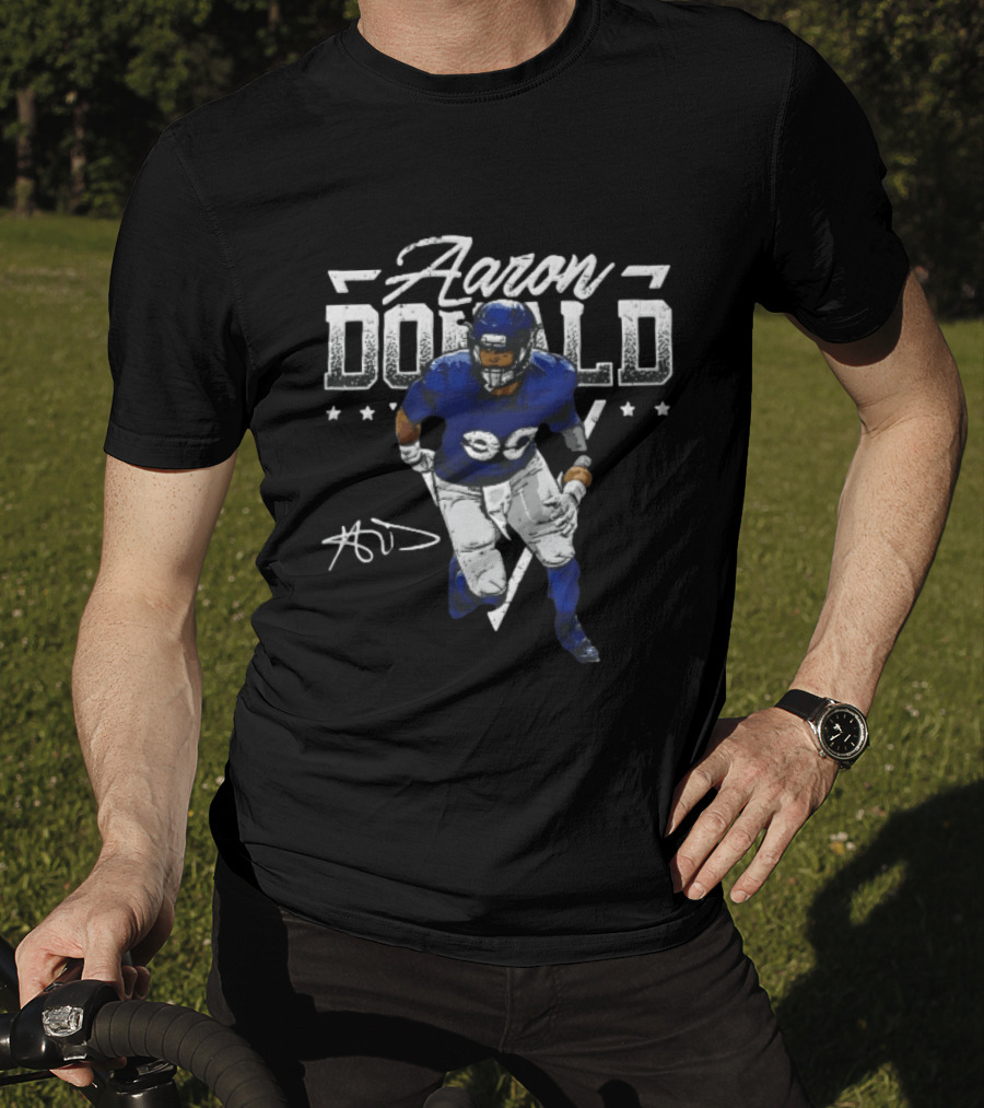 Aaron Donald Halftone Distressed Stars Player Photo T-Shirt