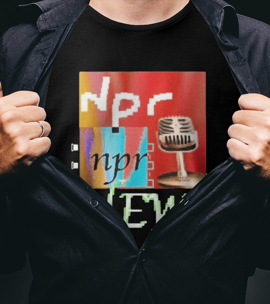 NPR News Public Radio Microphone Icon Podcast T-Shirt