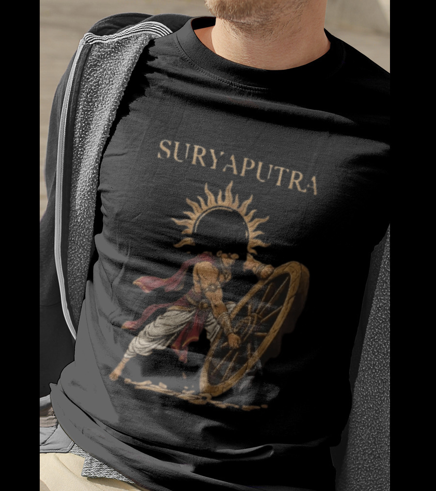 Karna Suryaputra Mahabharata Warrior Lifting Wooden Chariot Wheel With Sun Halo T-Shirt