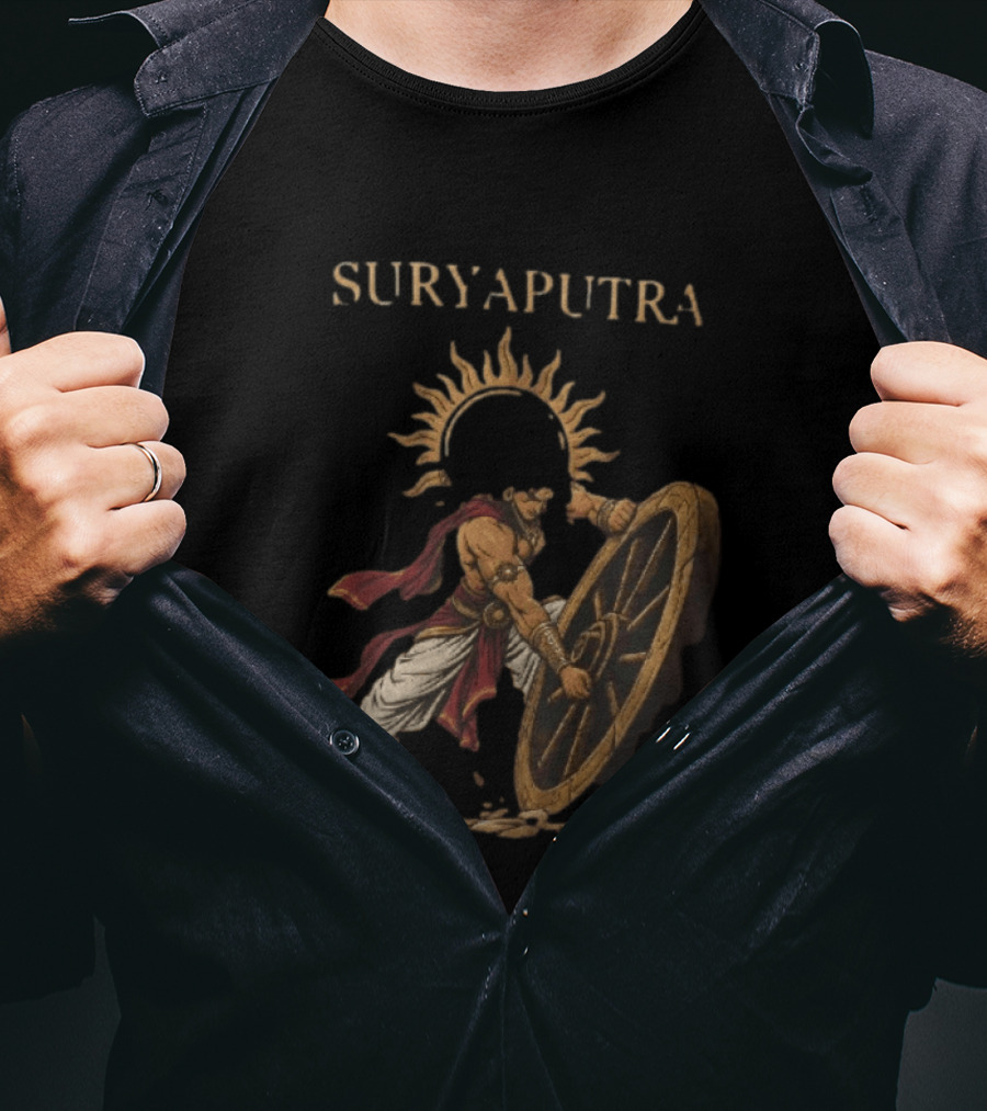 Karna Suryaputra Mahabharata Warrior Lifting Wooden Chariot Wheel With Sun Halo T-Shirt