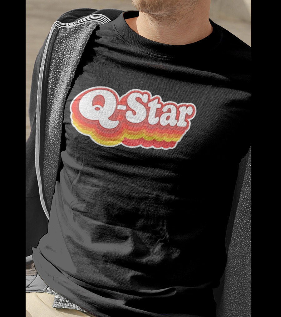 Q Star Vintage Retro Bold Font T-Shirt