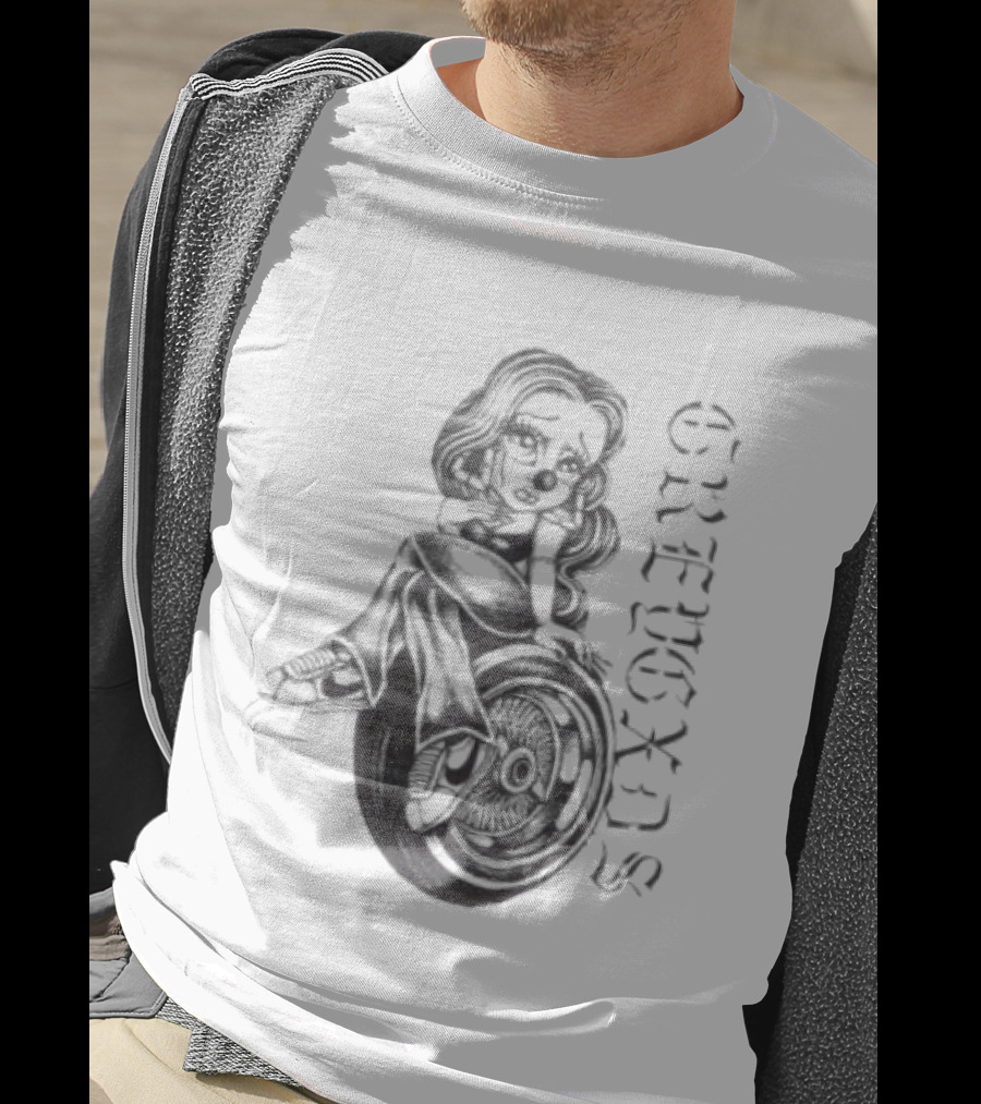 Greygxds Women's Lady Luck Raglan Vintage Style Art With Wheel T-Shirt