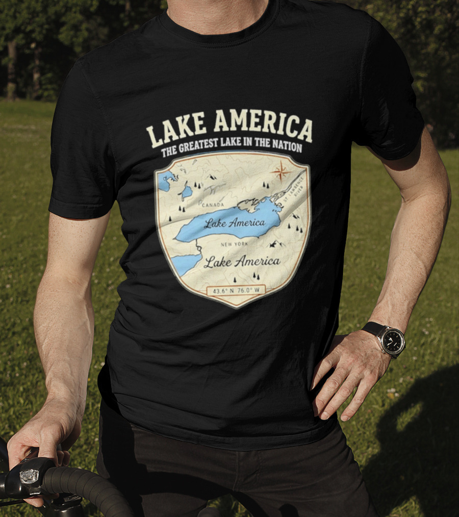Lake America The Greatest Lake In The Nation Map Compass Cream T-Shirt