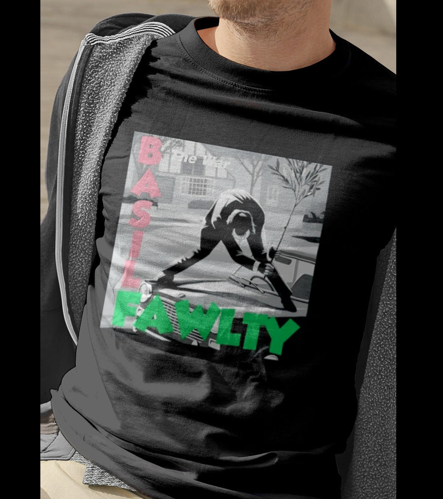 Basil Fawlty The War John Cleese British Comedy Iconic Scene T-Shirt