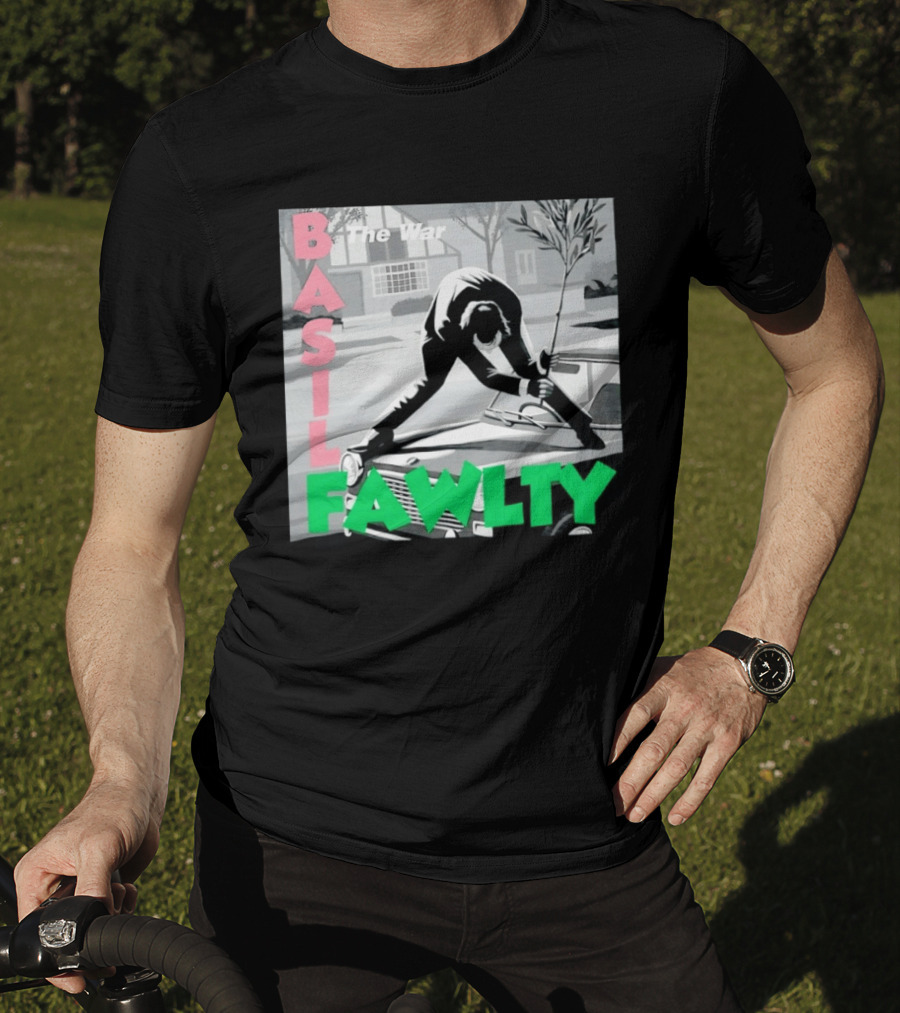 Basil Fawlty The War John Cleese British Comedy Iconic Scene T-Shirt