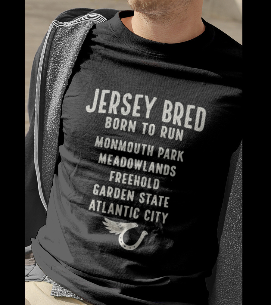 Jersey Bred Born To Run Monmouth Park Meadowlands Freehold Garden State Atlantic City Nike Winged Shoe T-Shirt