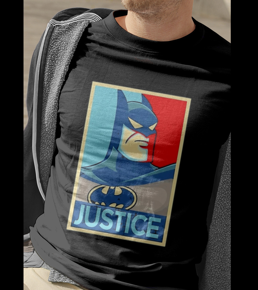 Justice Distressed Batman DC Comics T-Shirt