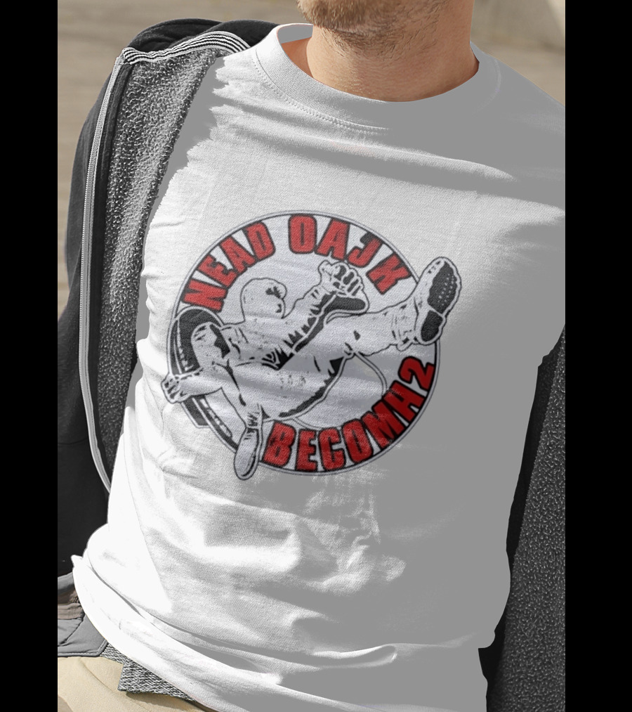 Nead Oajk Becomh2 Fighter Kick Circle T-Shirt