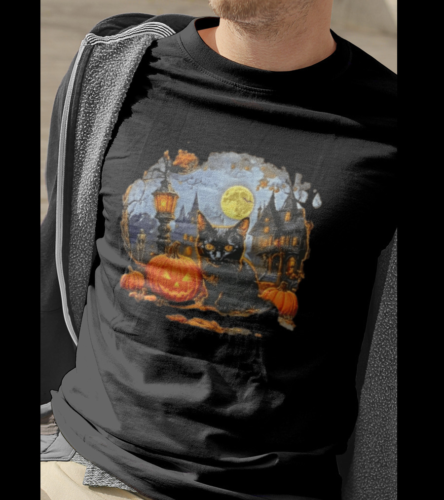 Black Cat Halloween Glowing Jack O' Lantern Haunted Mansion Full Moon Scene T-Shirt