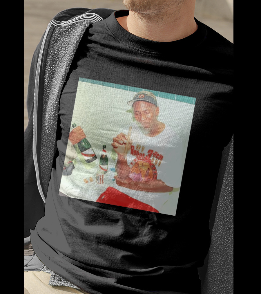 Michael Jordan Repeat 3 Peat Celebration Chicago Bulls Basketball T-Shirt