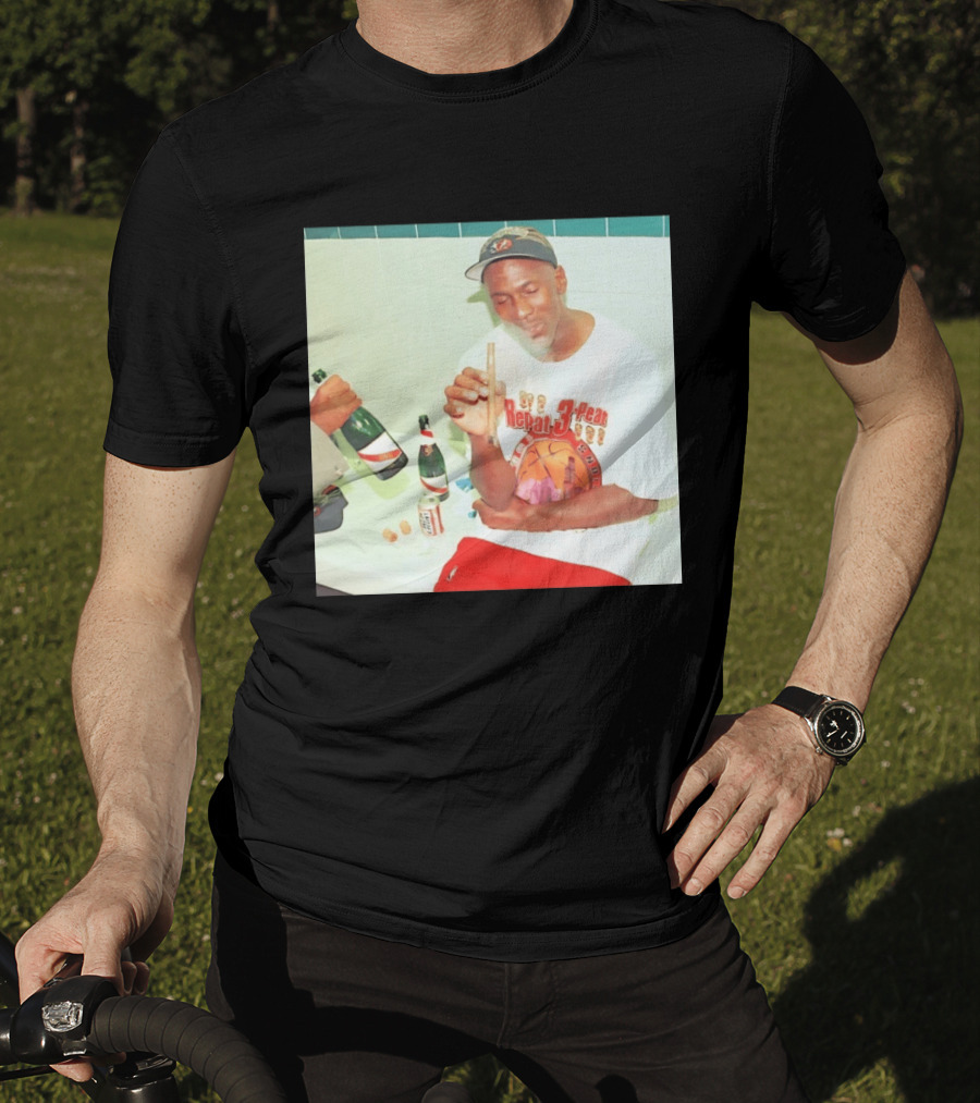 Michael Jordan Repeat 3 Peat Celebration Chicago Bulls Basketball T-Shirt