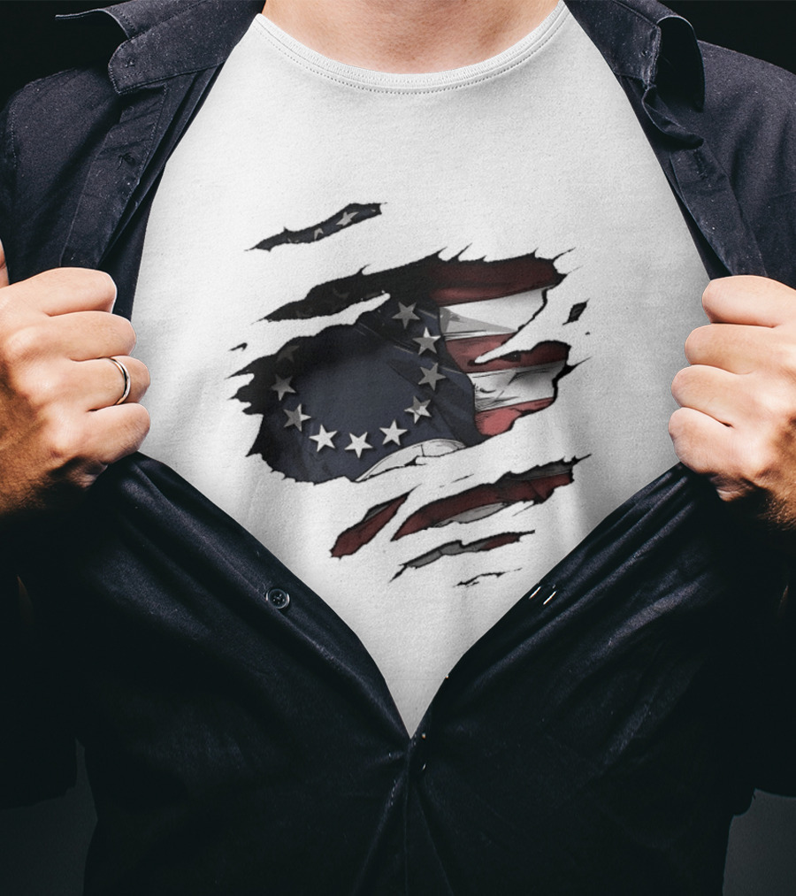 Betsy Ross American Flag Vintage Ripped Effect Patriotic T-Shirt