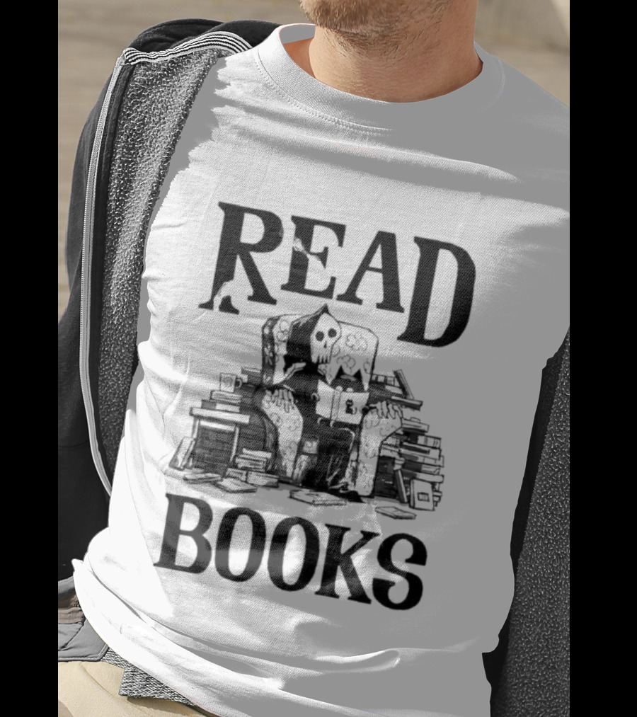 Read Books Skeleton And Cat Halloween T-Shirt
