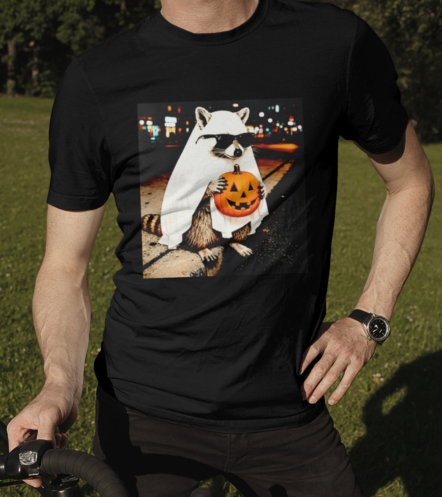 Raccoon Ghost Sunglasses Pumpkin Halloween Street Scene T-Shirt