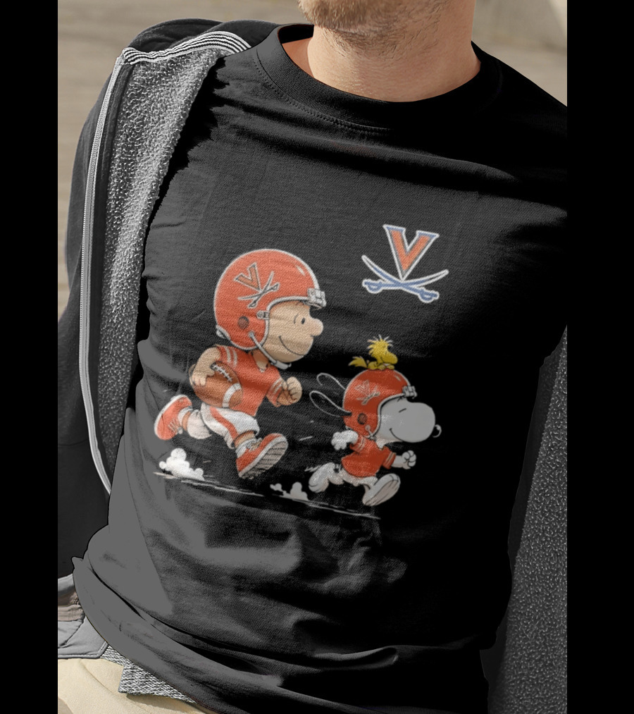 Charlie Brown Snoopy Woodstock Virginia Cavaliers Football Fun T-Shirt