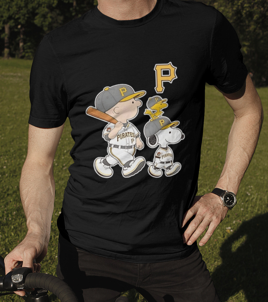 Woodstock Snoopy Charlie Brown Pittsburgh Pirates Baseball P T-Shirt