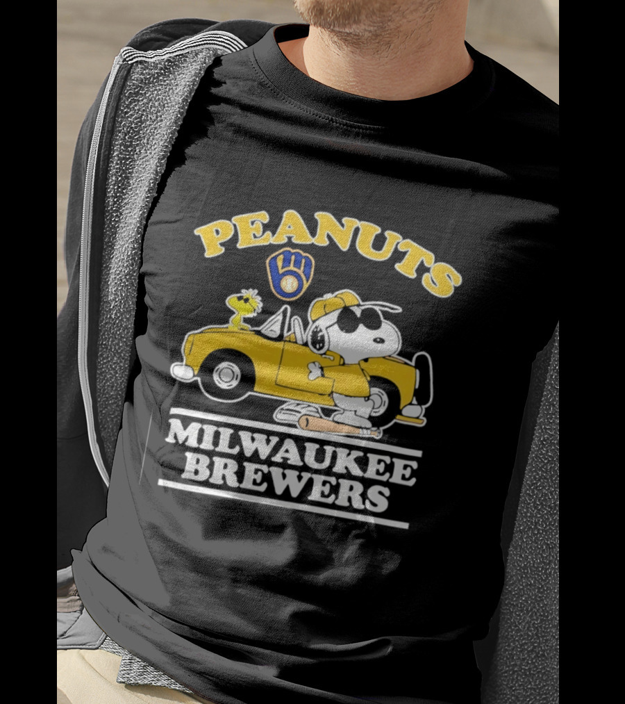 Peanuts Snoopy Woodstock Driving Milwaukee Brewers Baseball T-Shirt