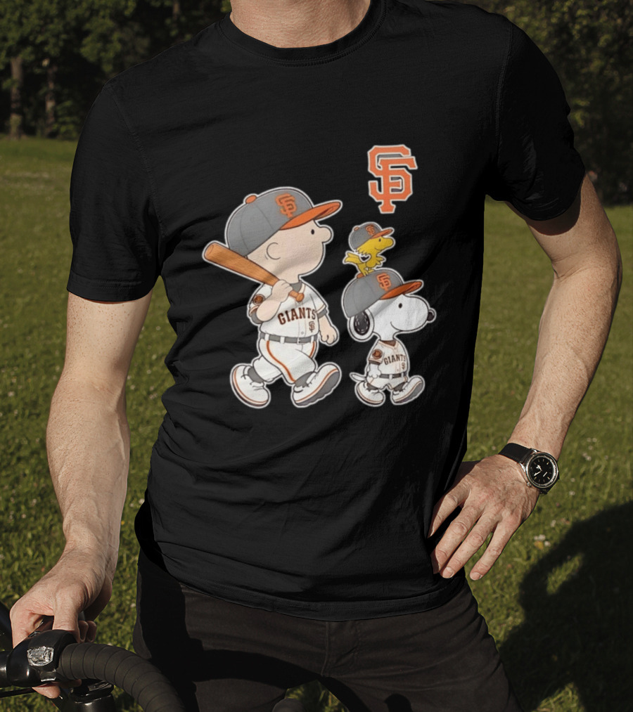 Woodstock Charlie Brown Snoopy San Francisco Giants Baseball Team T-Shirt