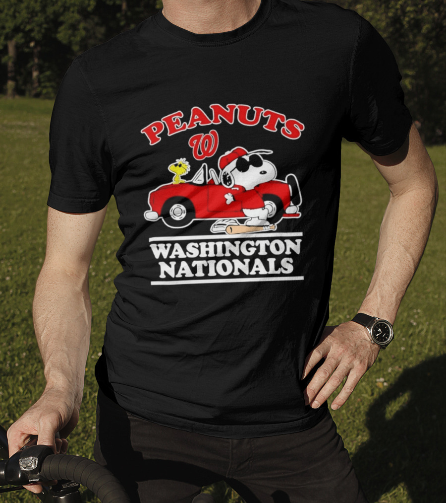Peanuts Snoopy Woodstock Washington Nationals Baseball Car T-Shirt