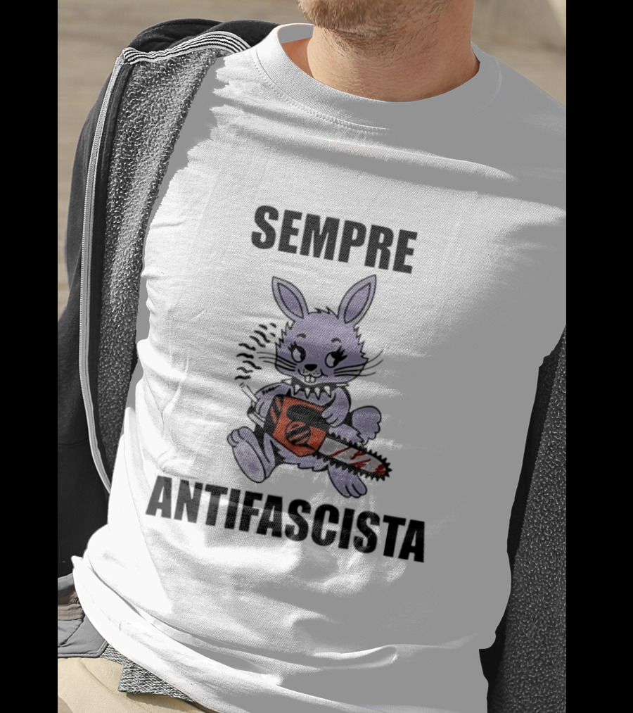 Sempre Antifascista Bunny Chainsaw T-Shirt