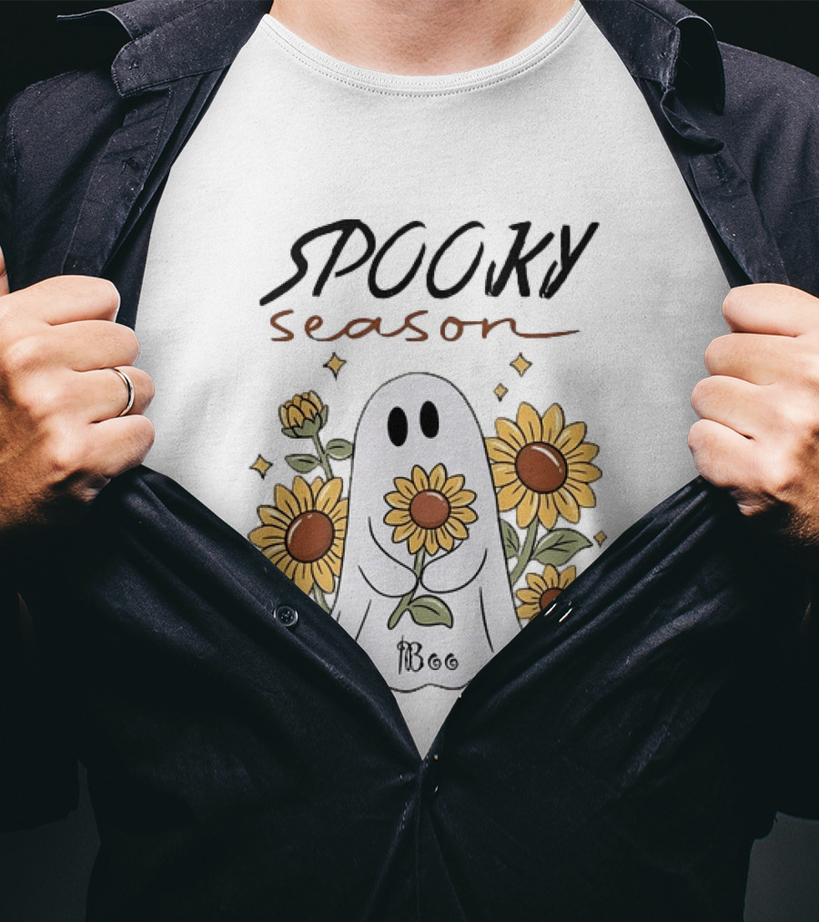 Spooky Season Ghost With Sunflowers Halloween Sunflower Ghost T-Shirt