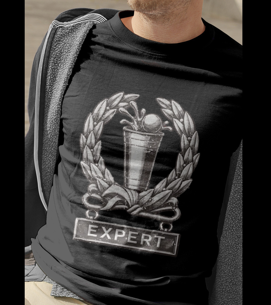 Beer Pong Expert Laurel Wreath Trophy Winner Cup Competition T-Shirt