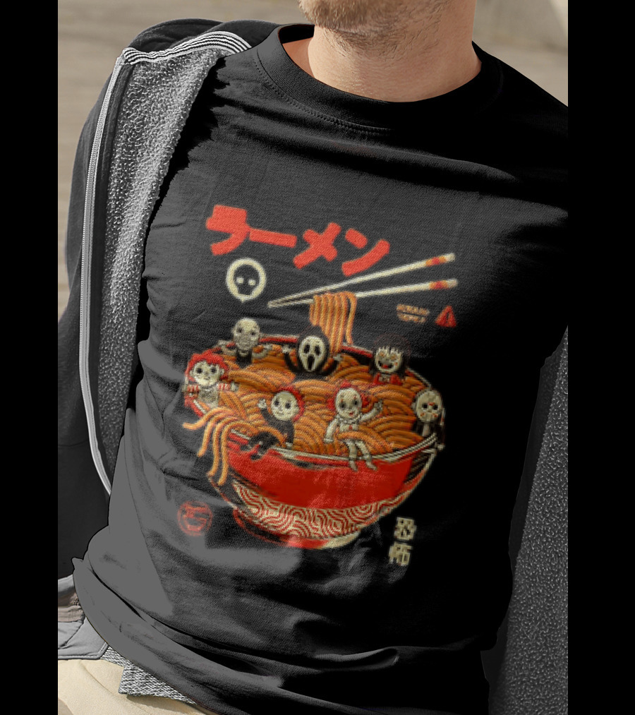 Chucky Ghostface Kayako Michael Myers Pennywise Jason Voorhees Ramen Horror Characters Eat Scream T-Shirt